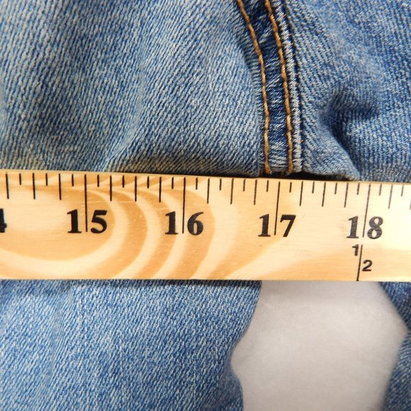 Old Navy Womens Denim Jean Jacket Button Down Medium Wash Size SM - Picture 7 of 9